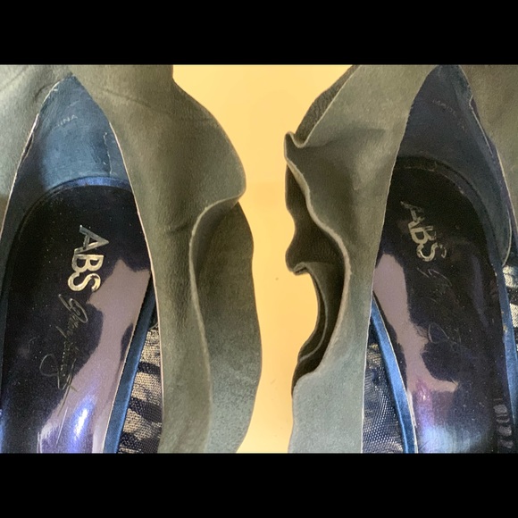 ABS Allen Schwartz navy leather ruffle - Picture 7 of 7